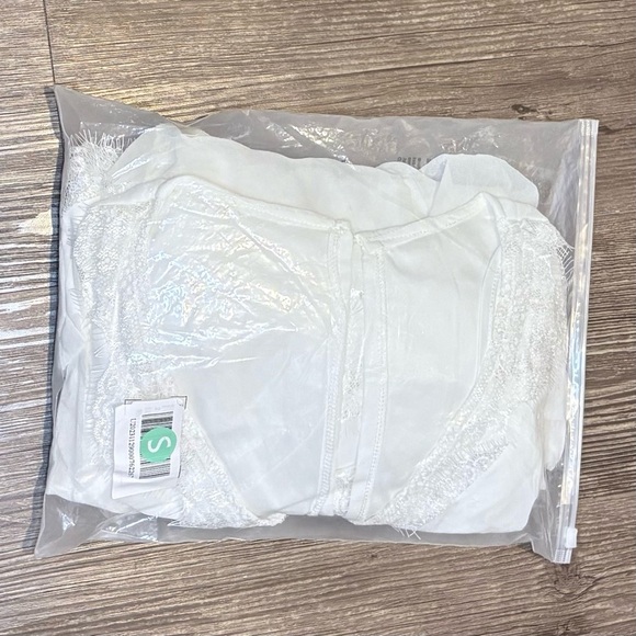 White Lace Tiered Maxi Dress - Brand New, Size Small - Picture 7 of 12